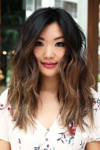 Textured Messy Long Hairstyle #asianhairstyles #hairstyles #longhair #wavyhair