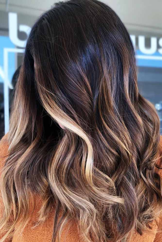 Cool-Toned Blonde Light For Brunettes #highlights #partialhighlights