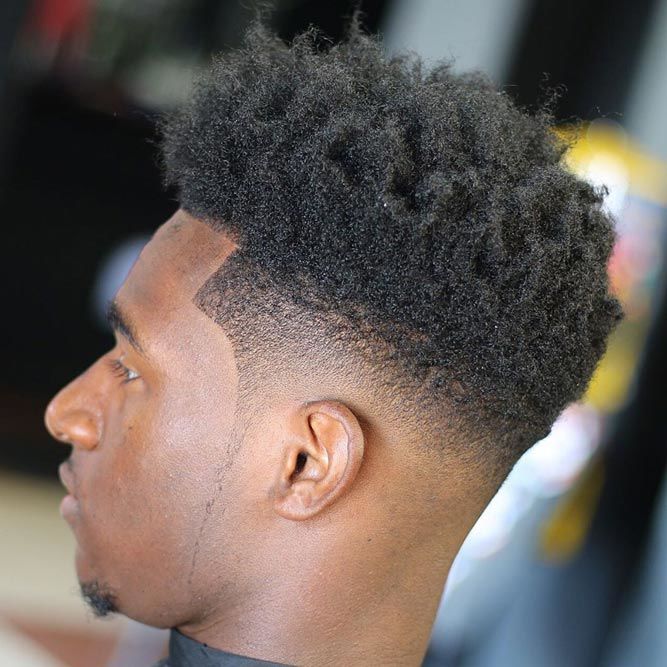 Low Fade On Nappy Top #blackmenhairstyles #blackmenhaircuts