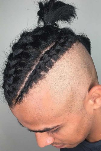 Featured image of post Mens Short Hair Viking Braids - Thick top braids with shaved sides.