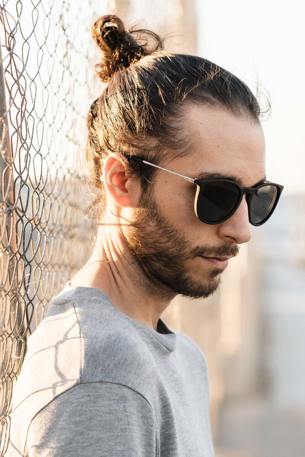 Messy Man Bun #menshair #menshairstyles #longhairmen #menbun