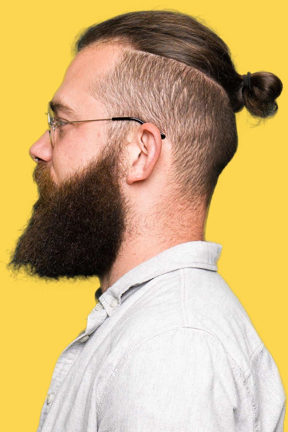 Undercut Man Bun #menshair #menshairstyles #longhairmen #menbun