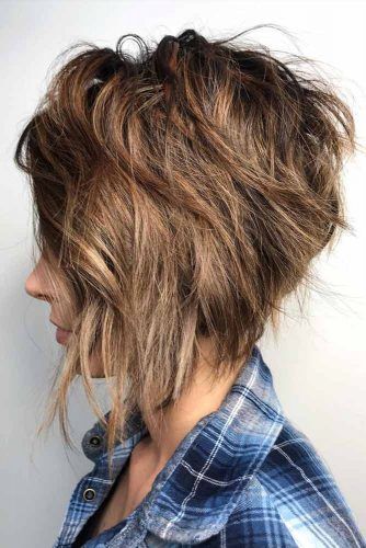 Messy Side Parted Pixie Bob #shortshaghaircuts #shorthaircuts #haircuts #shaghaircuts #pixiebob