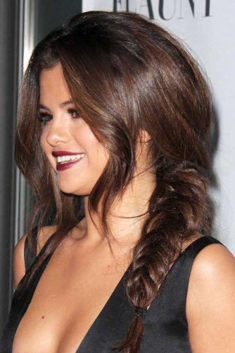 Side Braid #selenagomez #selenagomezhairstyles #hairstyles #haircuts