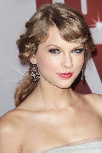 half up half down hairstyles taylor swift