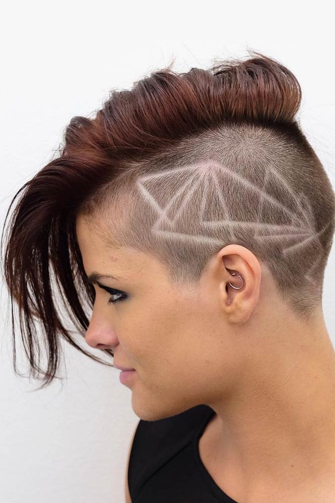 Long Pixie With Undercut Design #undercutpixie #pixiehaircut #undercut #haircuts 