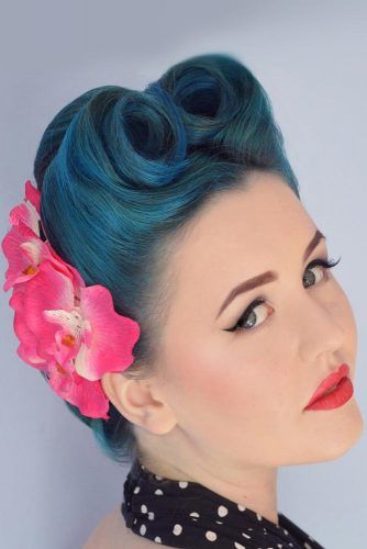 24 Modern To Vintage Victory Rolls Styles To Add Some Pin Up Vibes