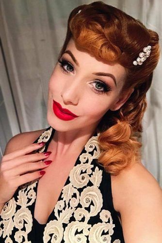 24 Modern To Vintage Victory Rolls Styles To Add Some Pin Up Vibes