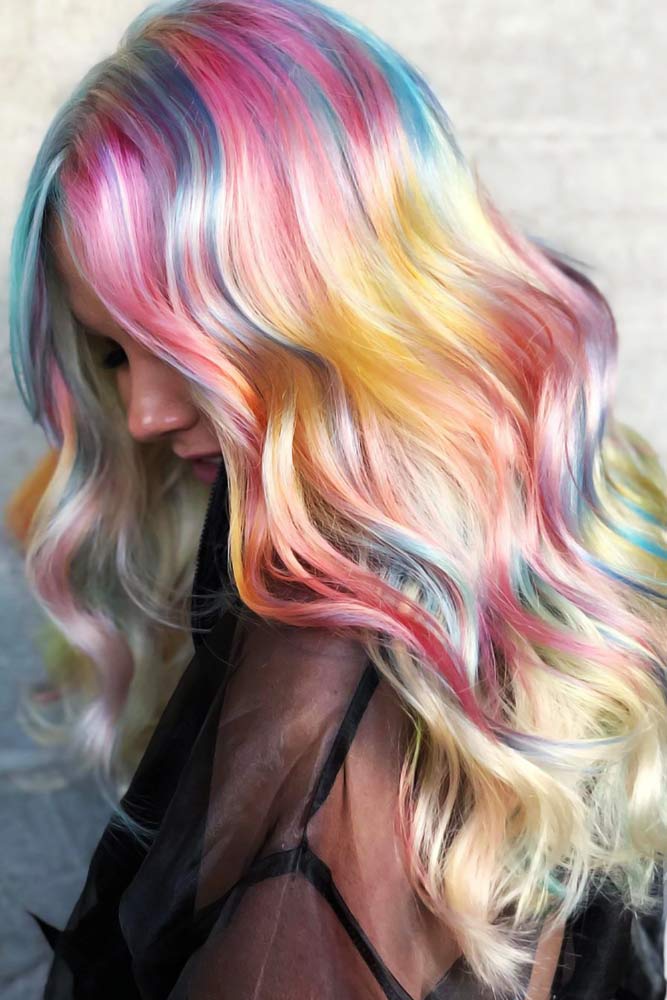 35 Tips & Illuminant Shades To Rock Magical Holographic Hair