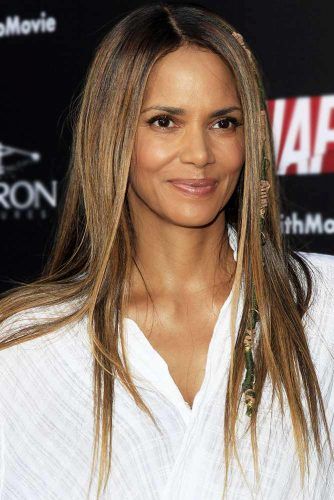 28 Amazing Halle Berry Hairstyles and Haircuts Inspirations