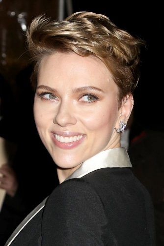 Shaggy Pixie #scarlettjohansson #shorthair #hairstyles