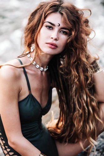 30 Peace Love Hippie Hairstyles For Rock N Roll Queens