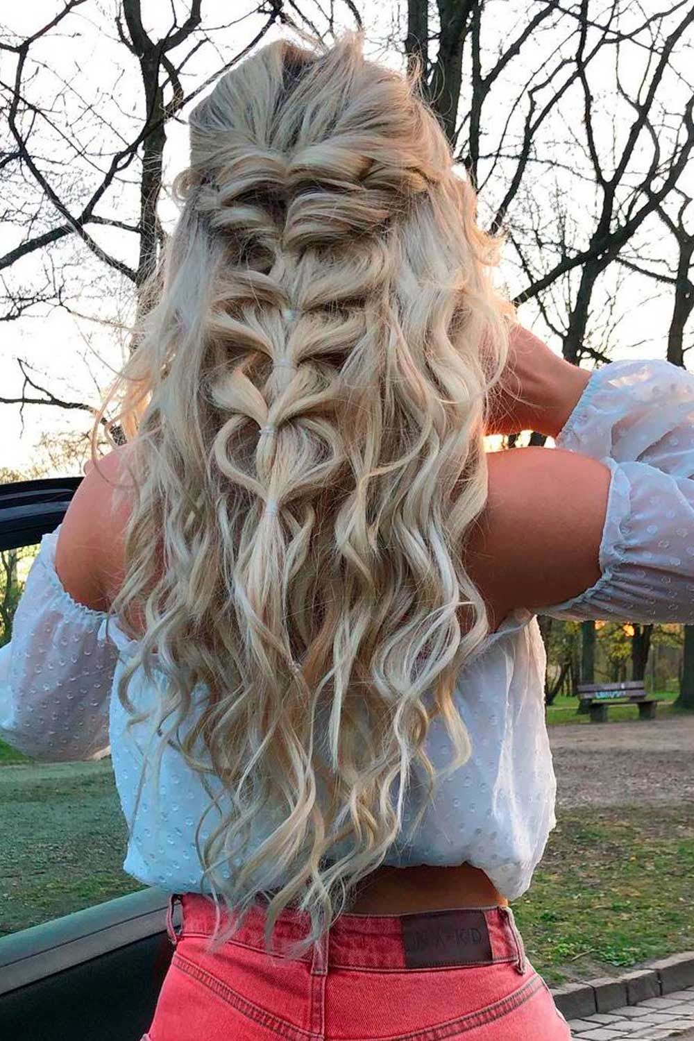 30 Boho and Hippie Hairstyles for Chill Vibes All Year Long