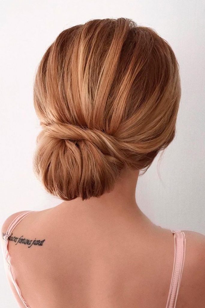 Sleek Swept Back & Low Bun заменить имя