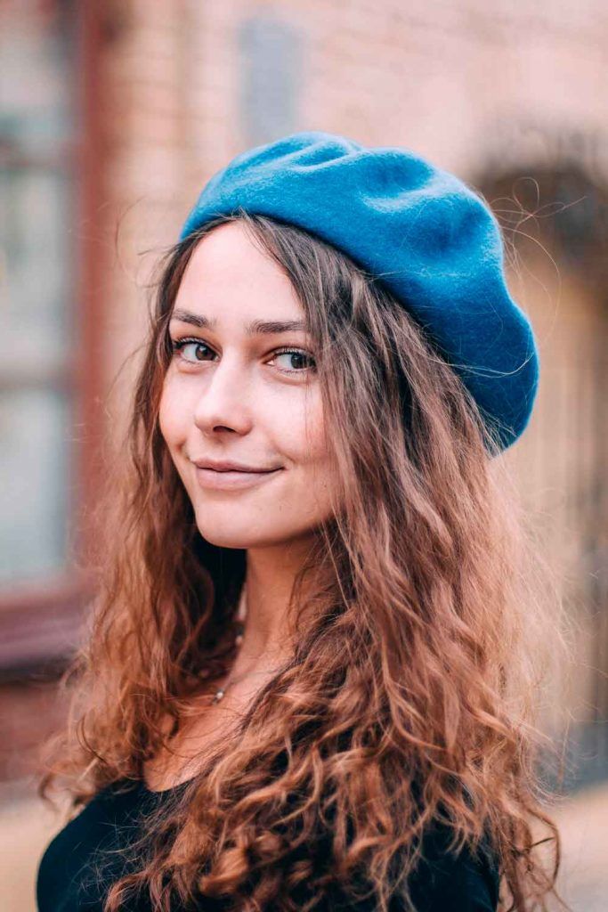 Blue Beret, how to wear a beret hat with long hair, beret looks, beret curly hair
