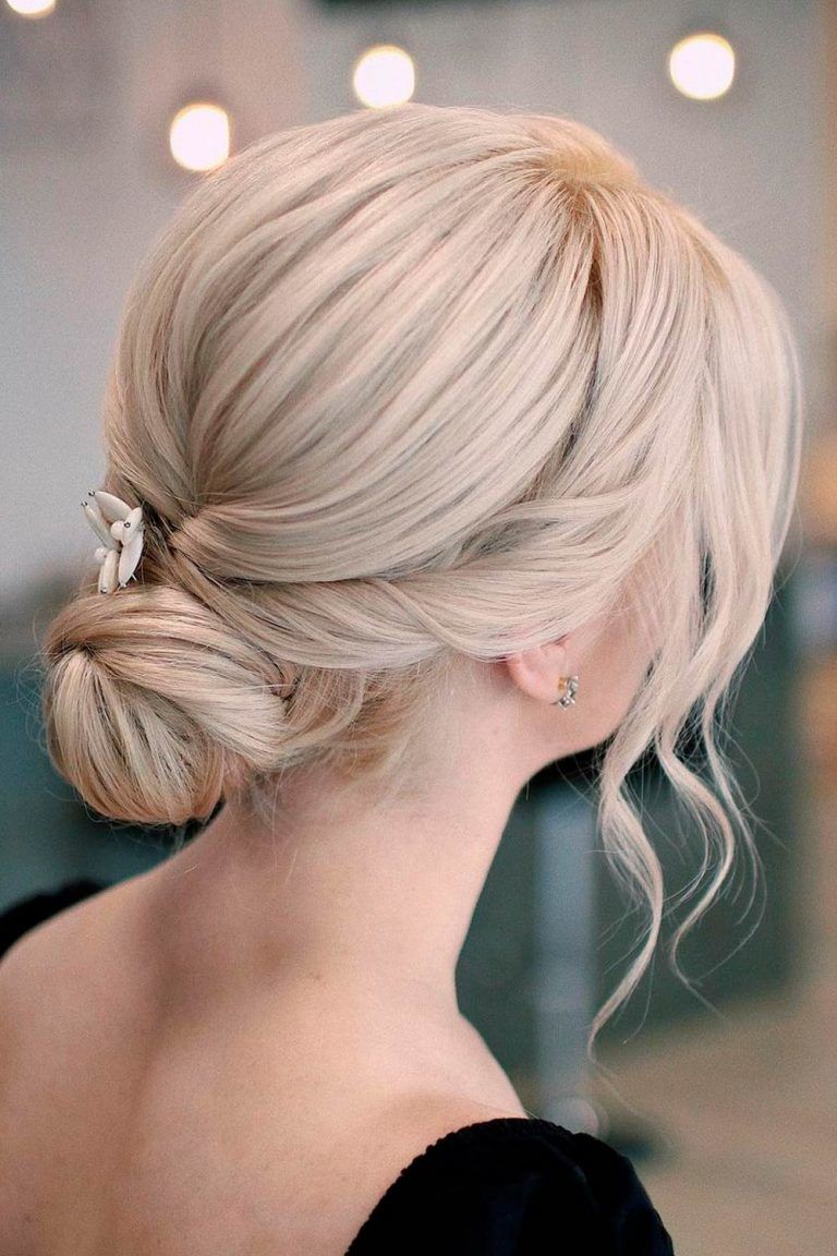 Short Hairstyles for a Christmas Party | LoveHairStyles.com