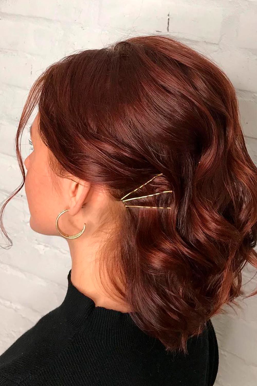 Short Hairstyles for a Christmas Party | LoveHairStyles.com