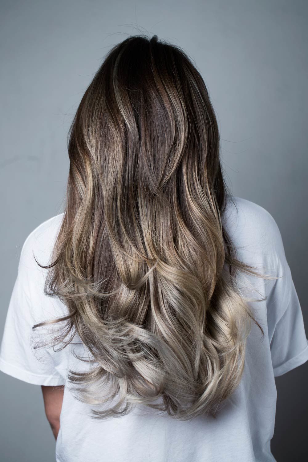 ash blonde highlights straight hair