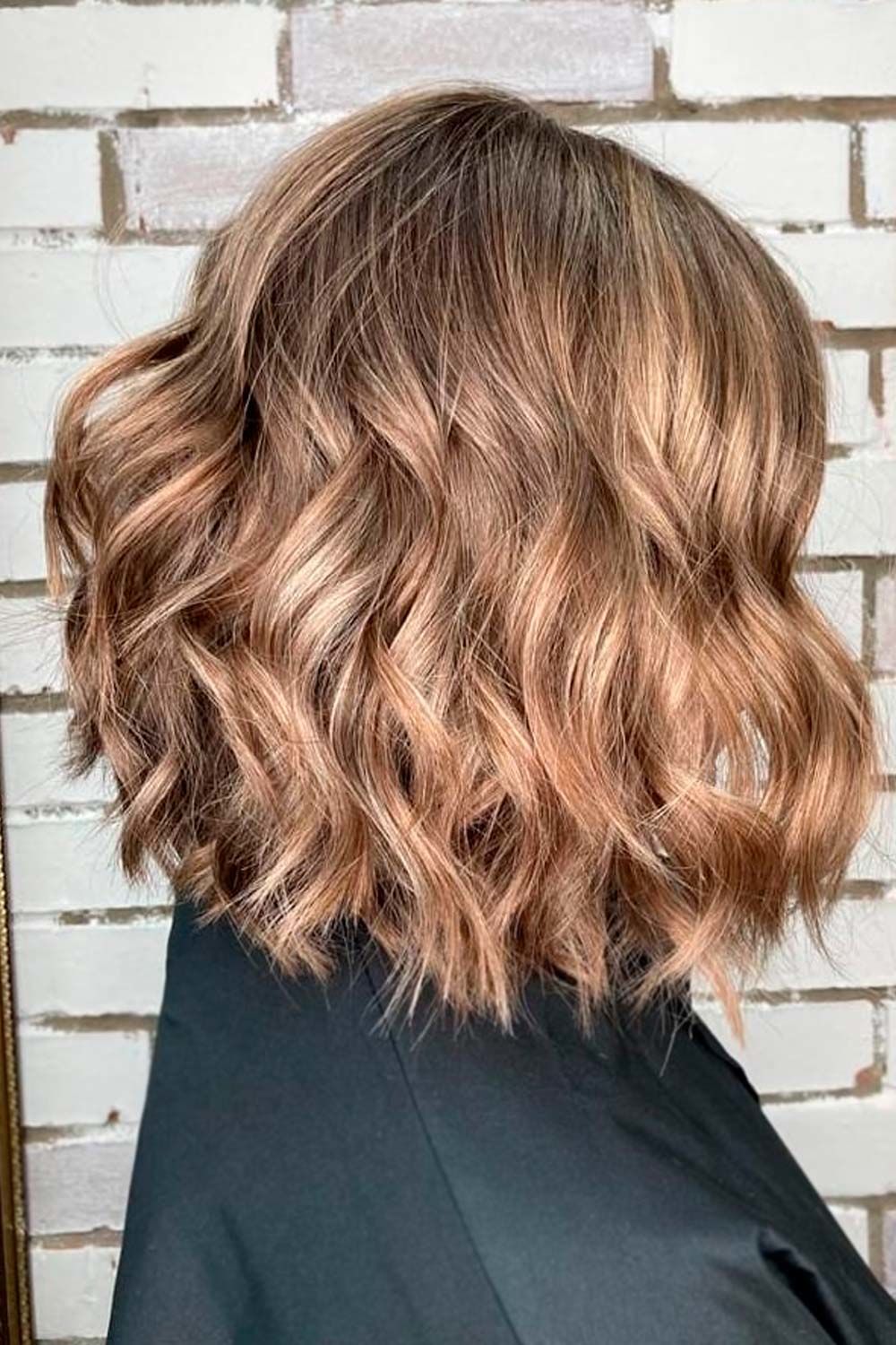 Featured image of post Steps to Make Caramel Highlights On Dark Brown Hair Bob