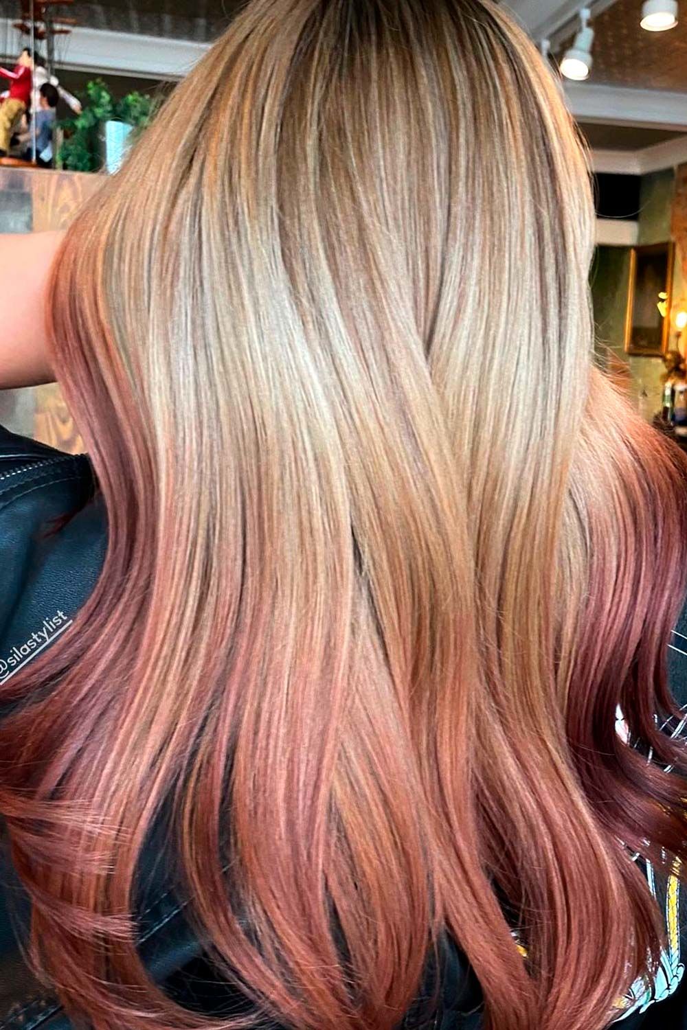 straight blonde reverse ombre hair