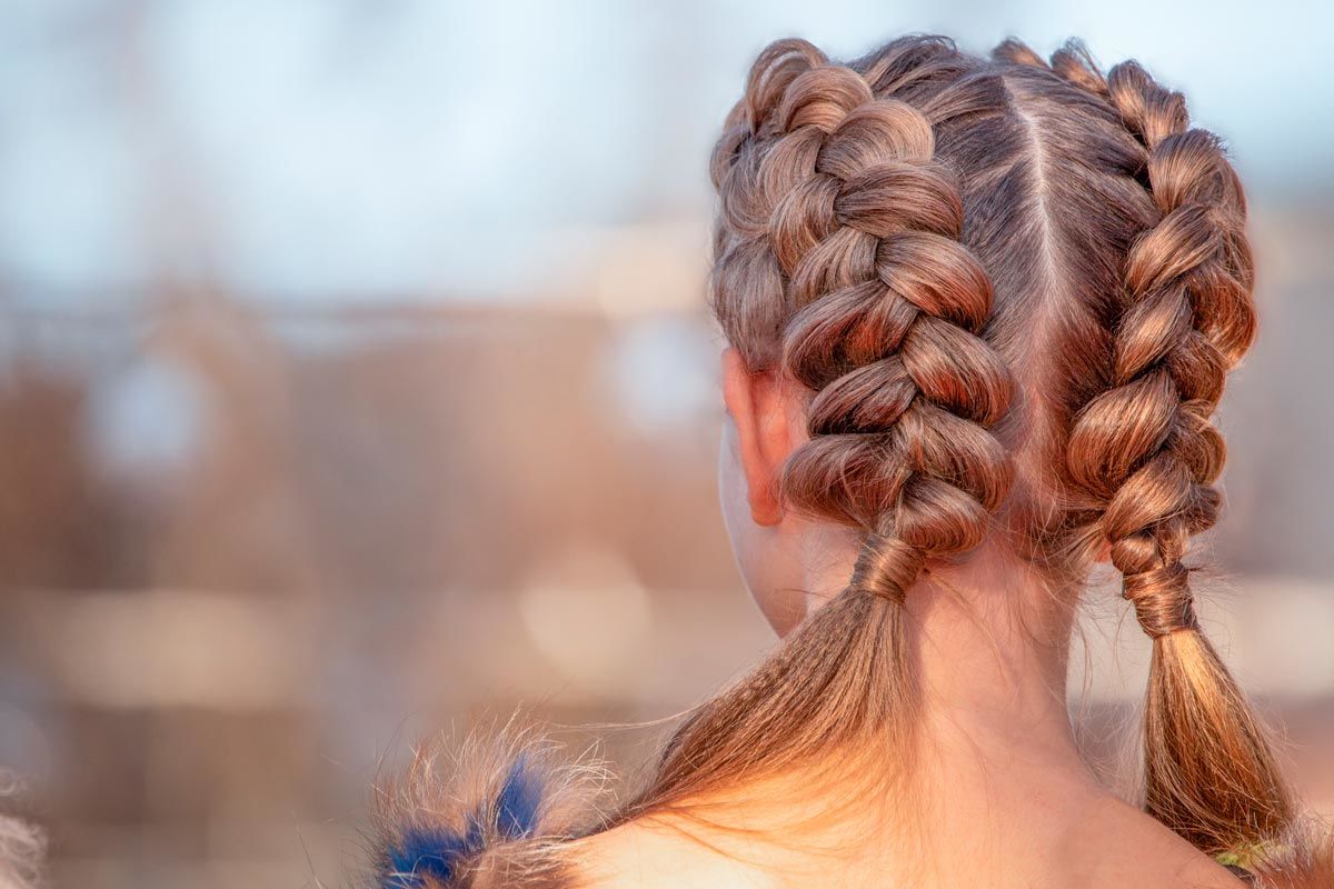 35 Eye-Popping Dutch Braid Hairstyles For Women To Try