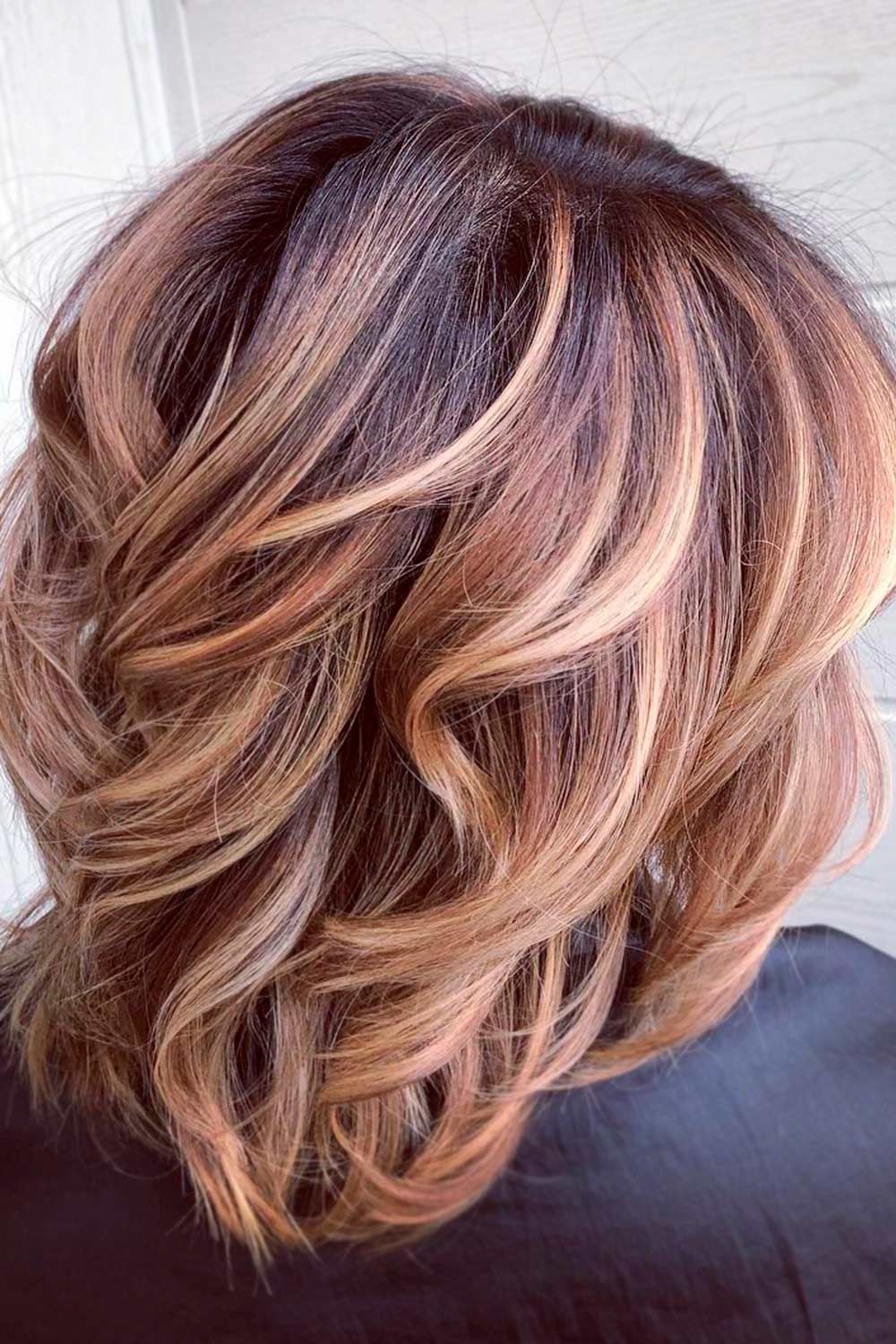 Wavy Highlighted Lob, wavy lob with bangs, textured long bob, shoulder length lob