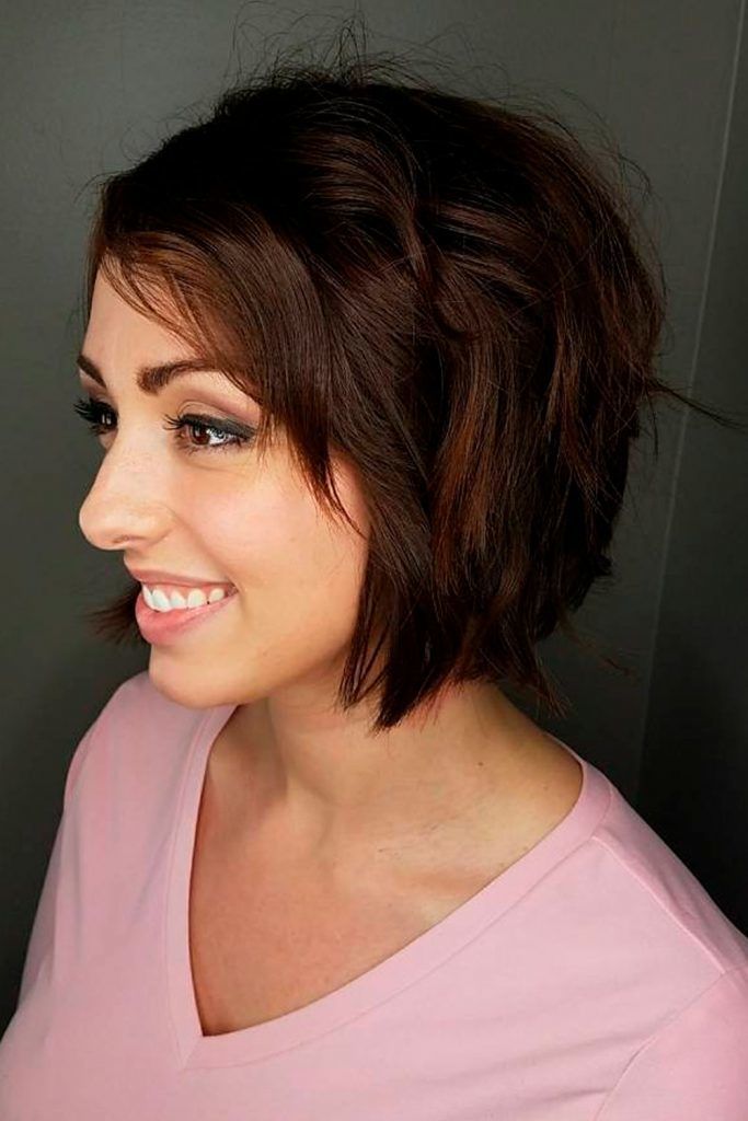 Top Tips For Choosing Right Short Hairstyles For Round Faces, round face short hair cuts, short haircuts for fat faces