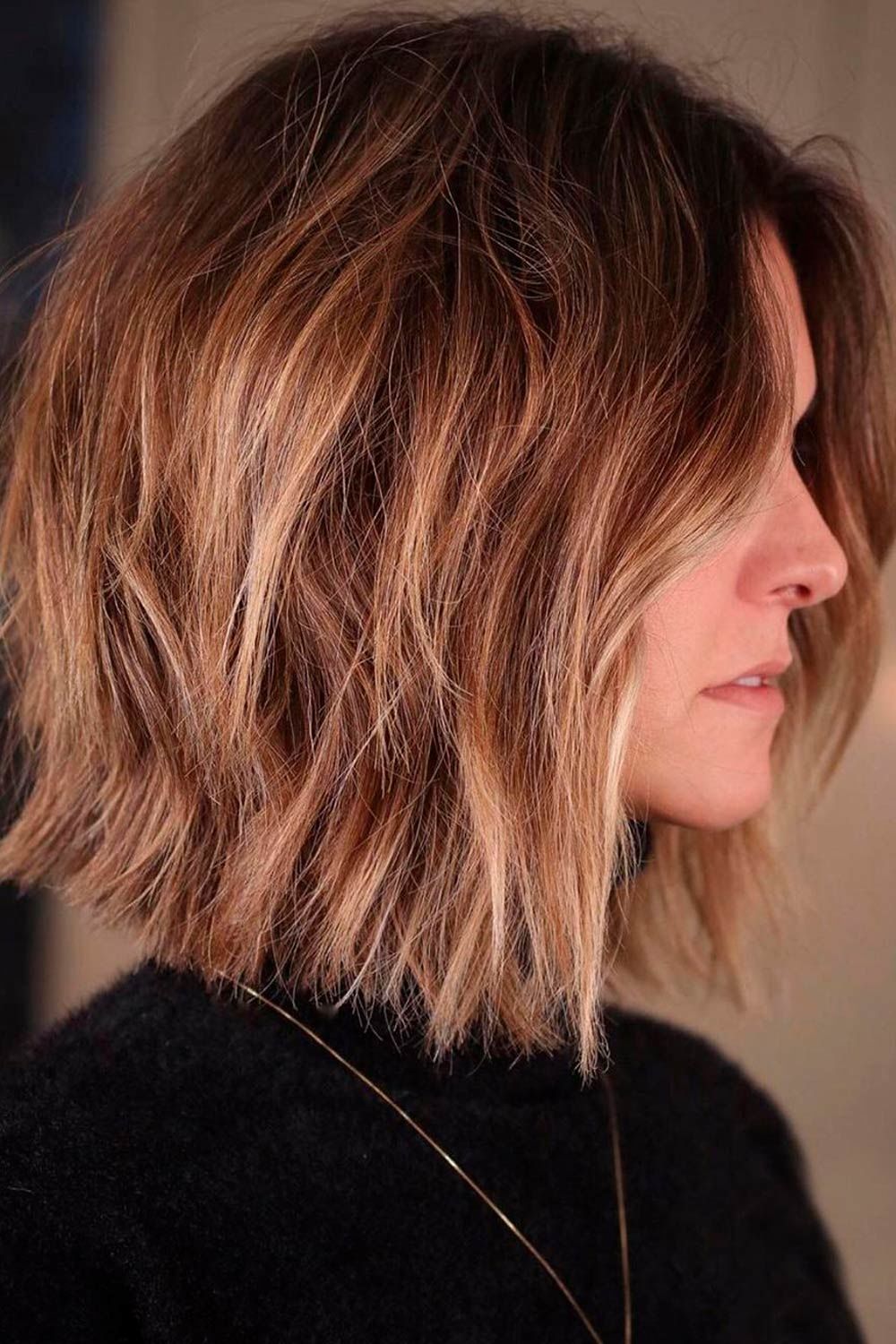  Short Layered Hair Round Face