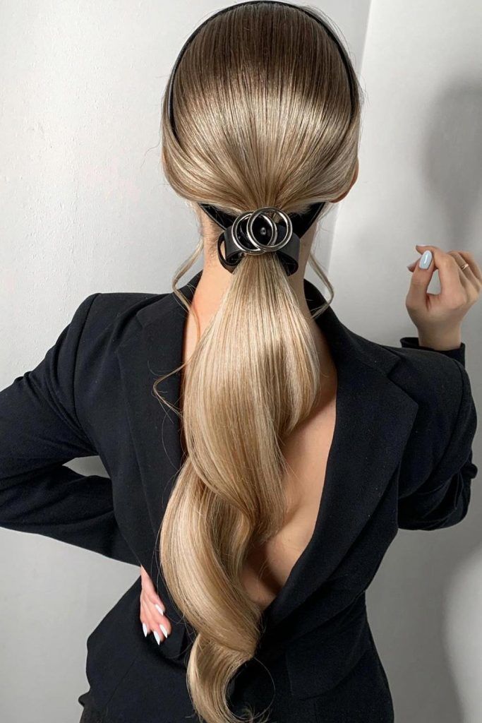 15 Cute and Easy Hairstyles for Workplace (Office, Hospitals, Etc..)