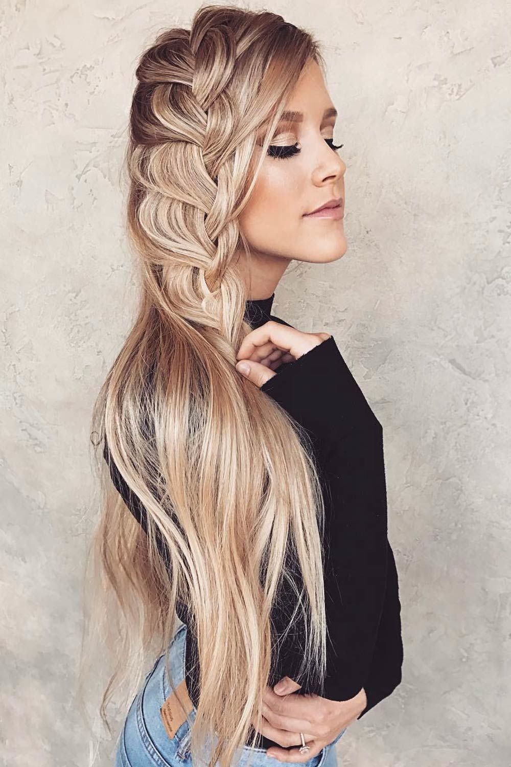 Graduation Hairstyles To Make Your Cap Fit Like A Glove