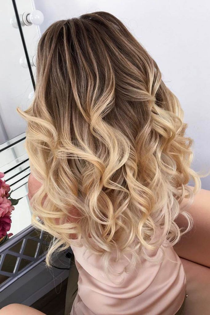 Voluminous Loose Curls