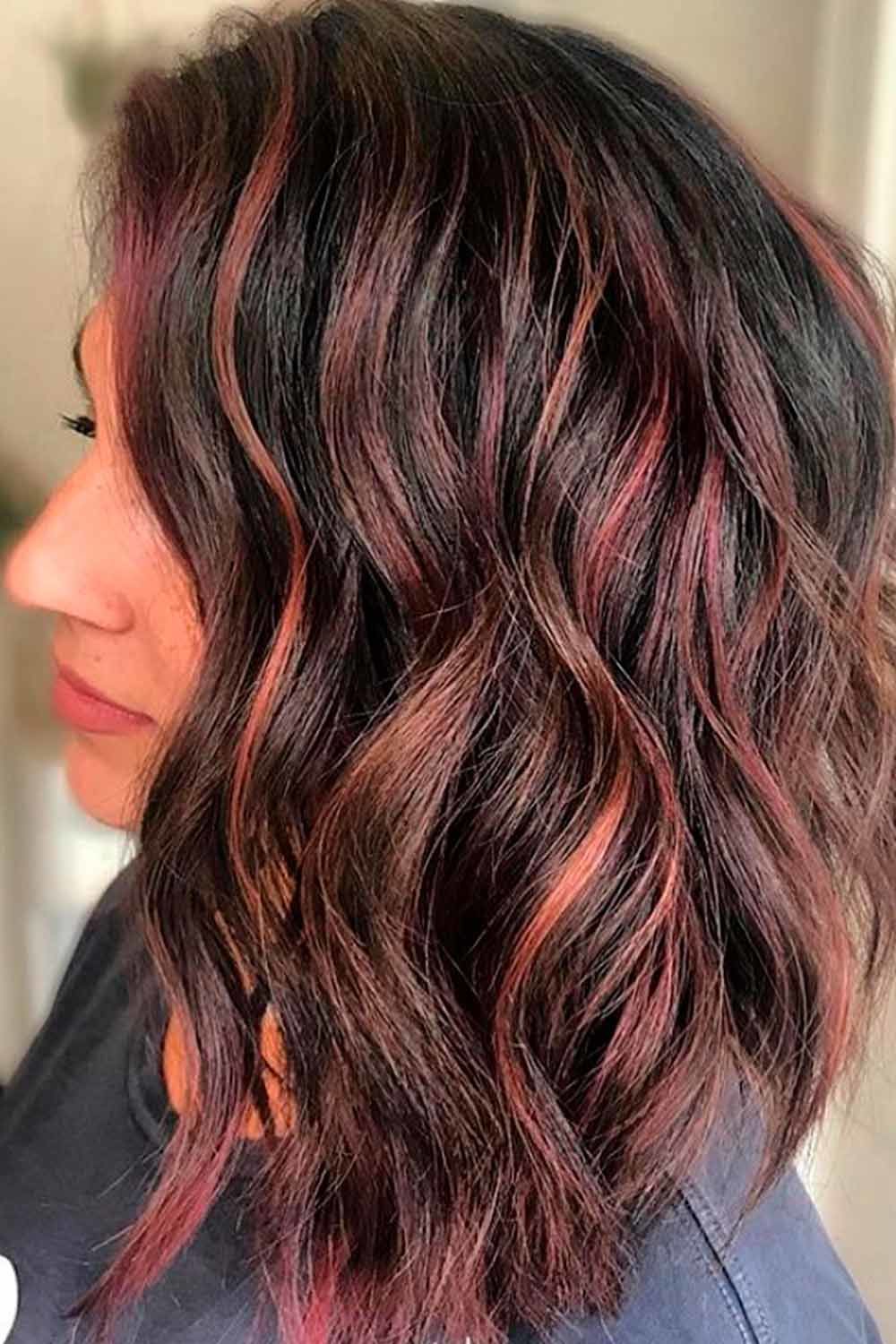 Long Wedge With Highlights
