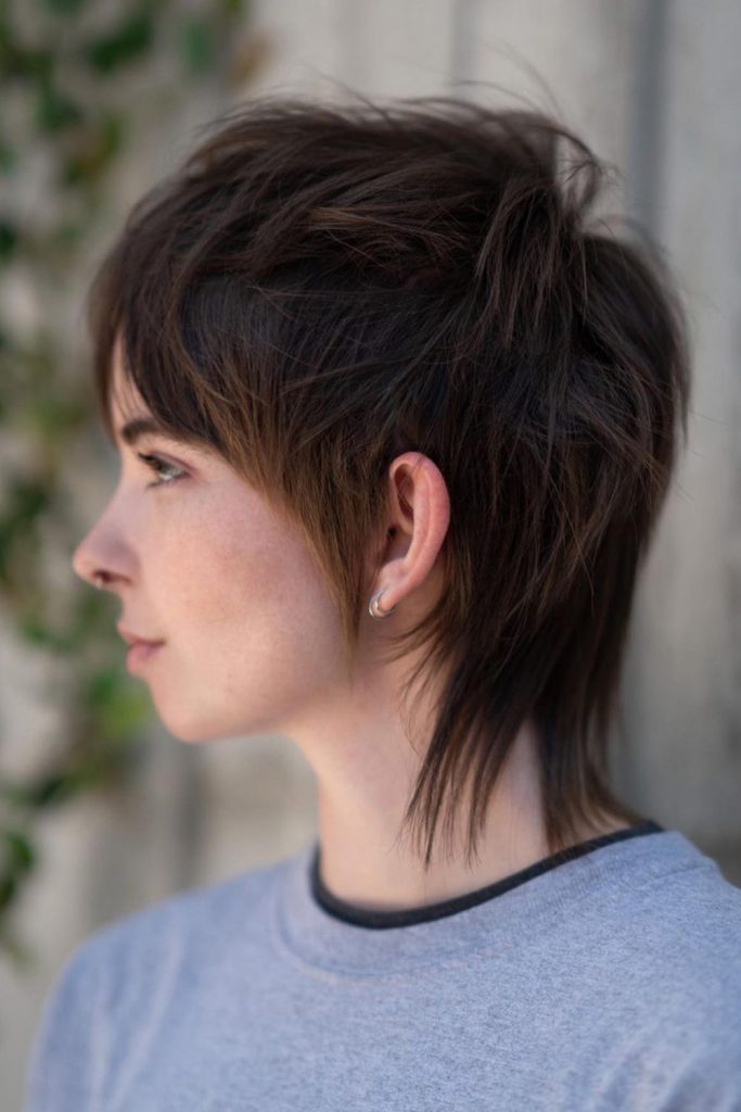 Ideas Of Wearing Short Layered Hair For Women