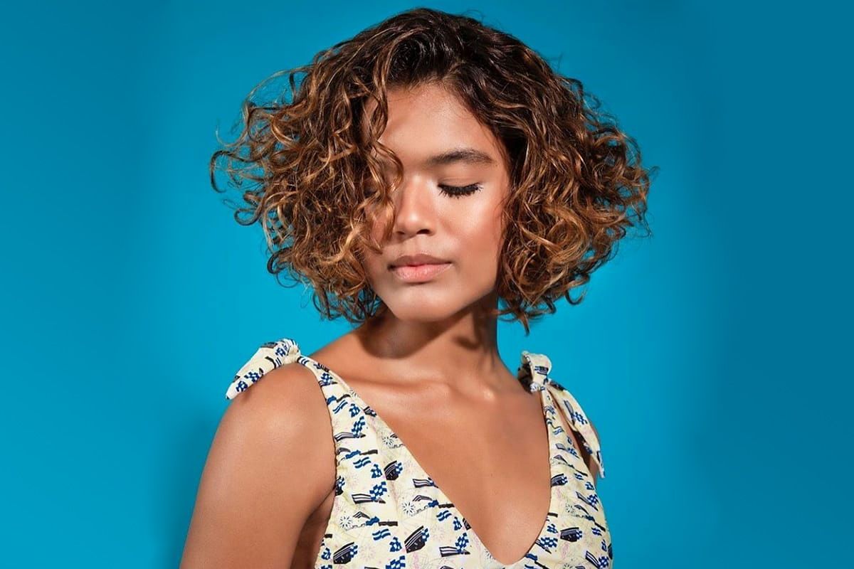 70+ Short Curly Hairstyles for Women of Any Age!