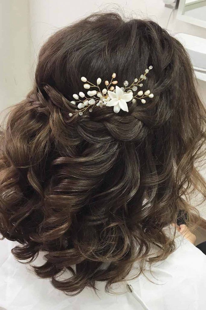 Half Updo Hairstyle