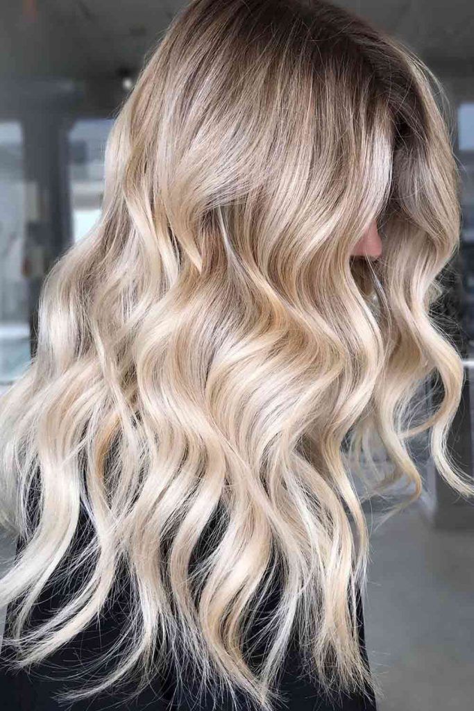 50 Flattering Blonde Highlights Ideas For 2022 : Champagne Blonde