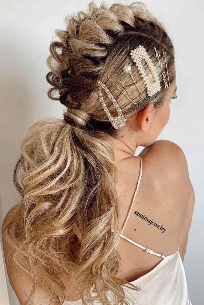 Ponytail With The Voluminous Braid