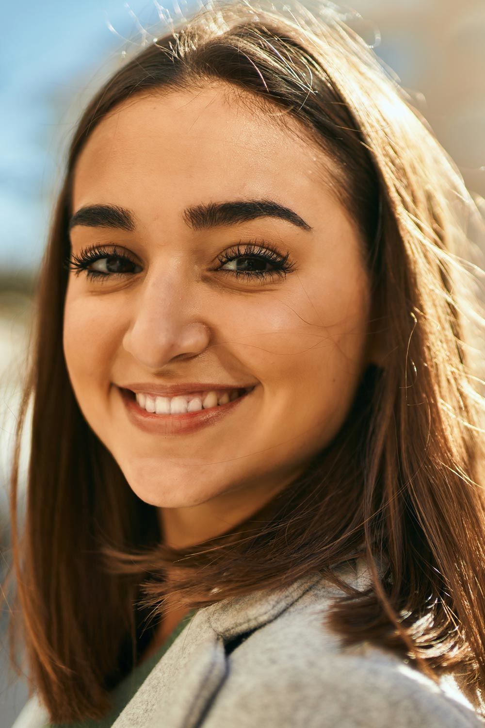 The Intricacy Of Middle Part And Popular Styles That Come Along