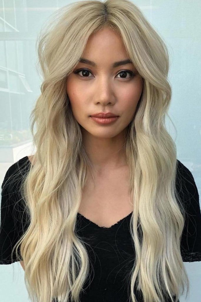 59 Flattering Middle Part Hairstyles Trending Right Now