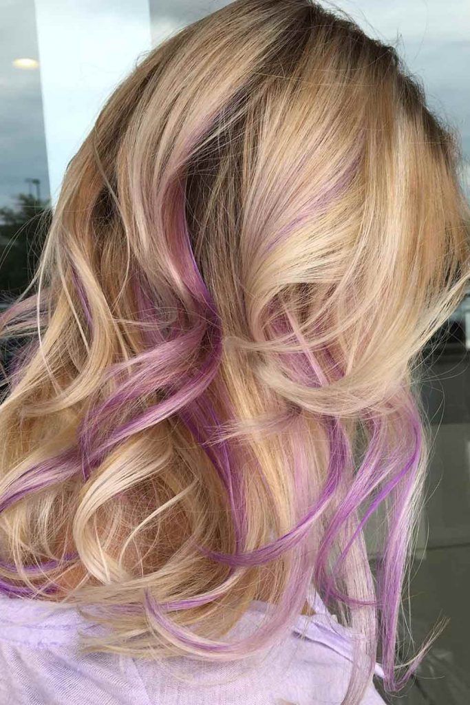 Wavy A-line Lob With Pastel Highlights