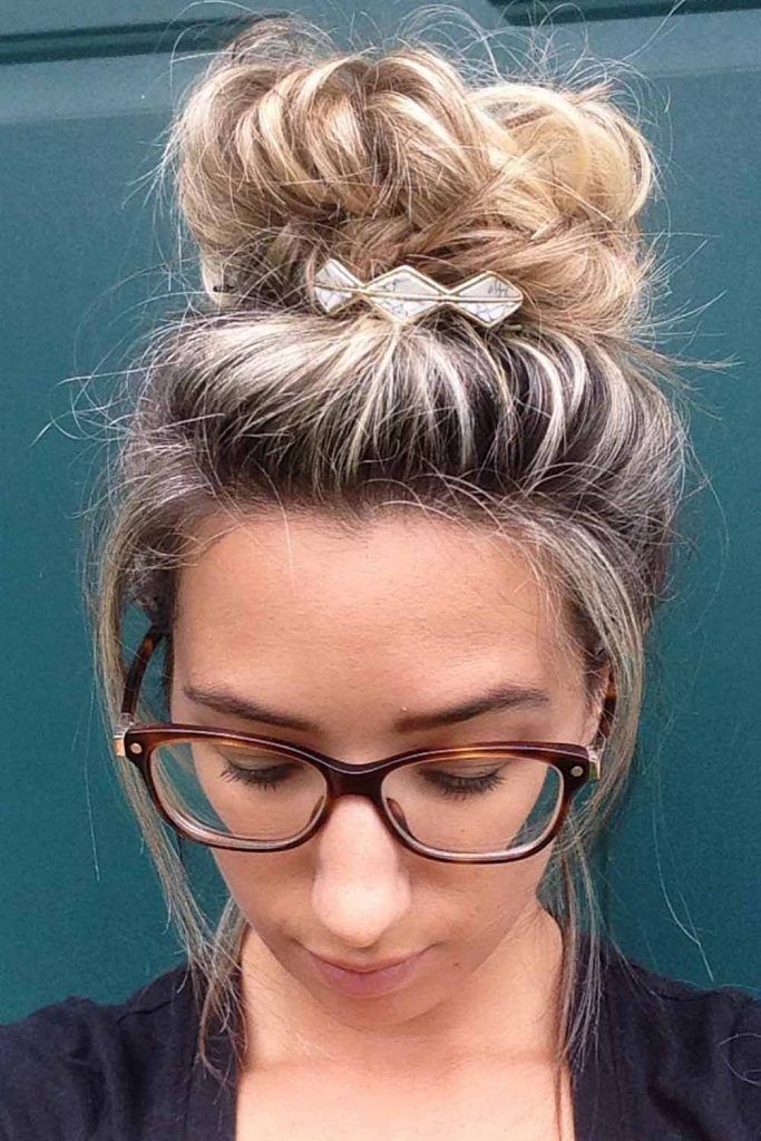 Elegant Messy Bun Updos for Women  Hairstyles Weekly