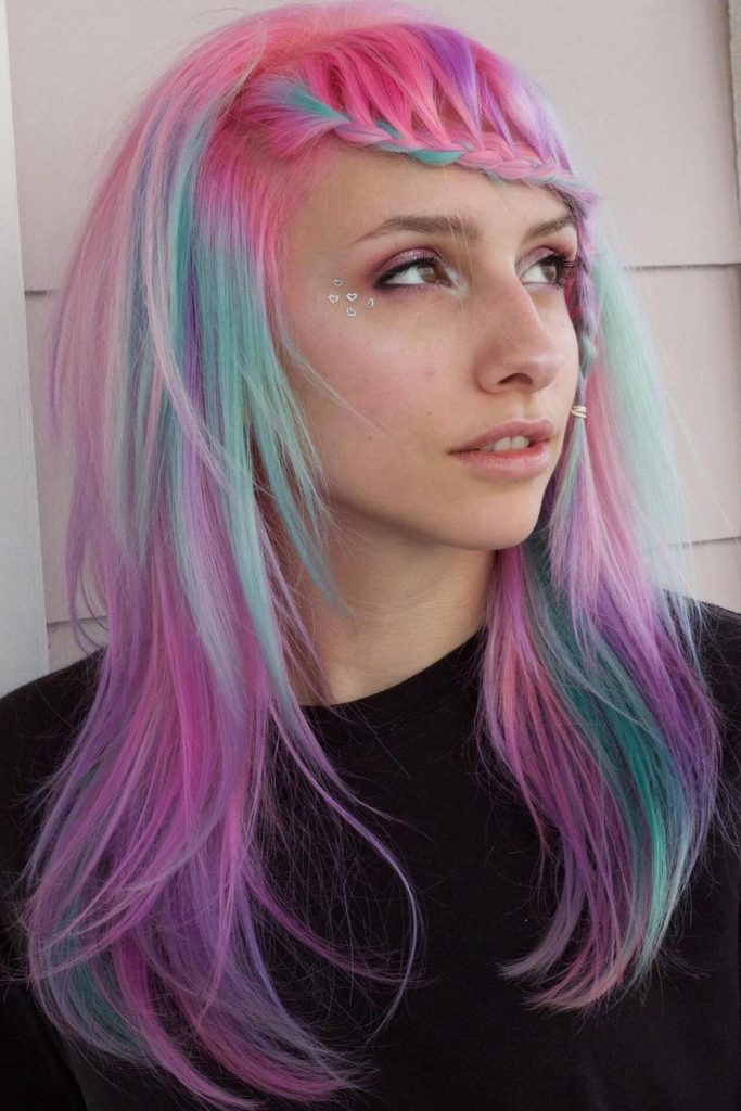 10+ E Girl Hair Ideas To Be Still On Trend In 2022 - Love Hairstyles