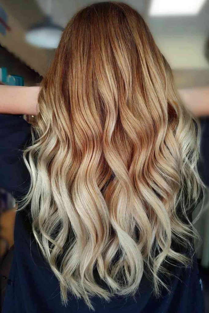 light strawberry blonde hair with blonde highlights