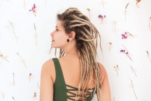 The Magical Appeal Of Freeform Dreads and Things You Need To Know