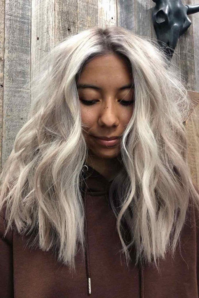 Best Hair Color For Brown Skin Platinum Blond  Experts Agree These Are  the 11 Best Hair Colors For Dark Skin Tones  POPSUGAR Beauty Photo 6