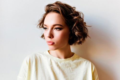 Variations Of Curly Bob Haircuts And Hairstyles To Try Today