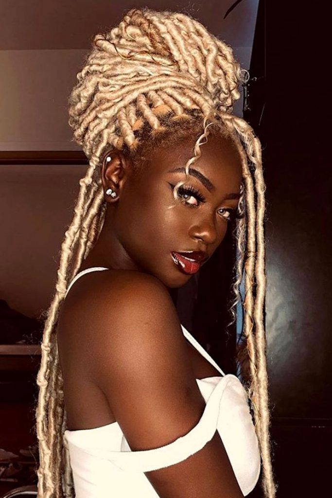 Blonde Fauxlocs