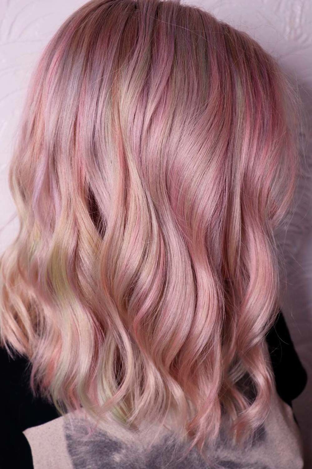 dirty blonde hair with pink highlights