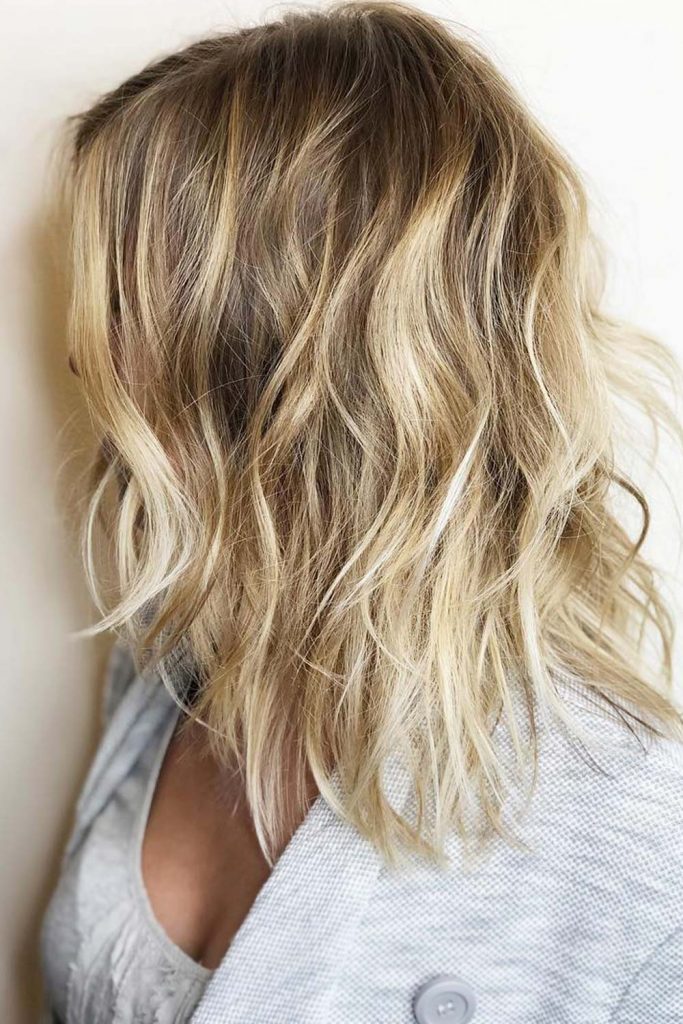 layered wavy shoulder length hair