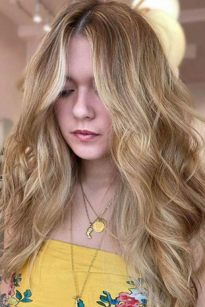 Hot Summer Hair Trends 2022: Sunshine Blonde